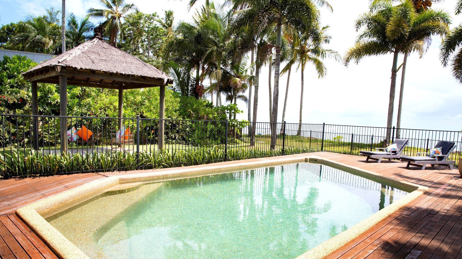 Absolute Beachfront Bliss 007