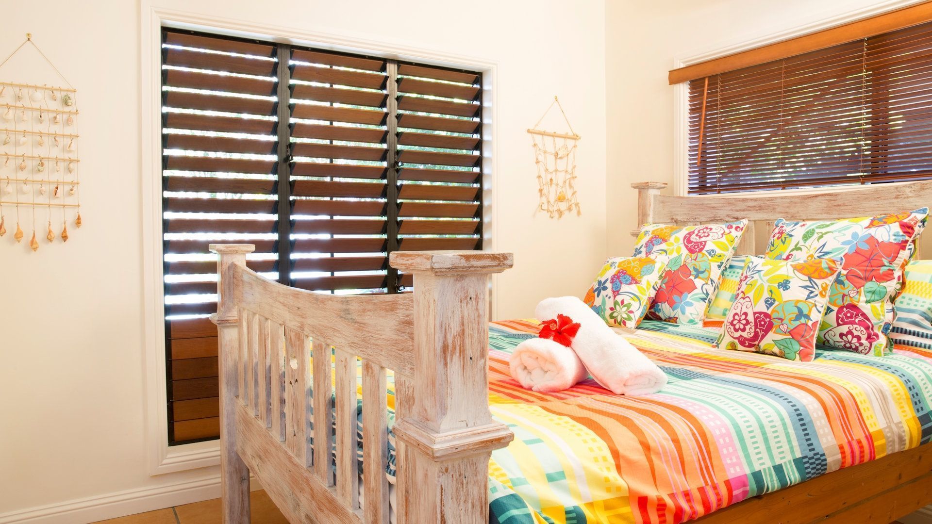 Absolute Beachfront Bliss 014