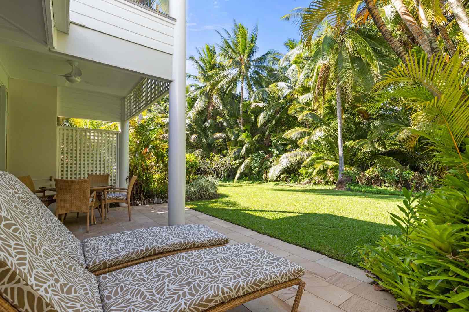 005 Executive Retreats Private Executive Villa Port Douglas Terrace