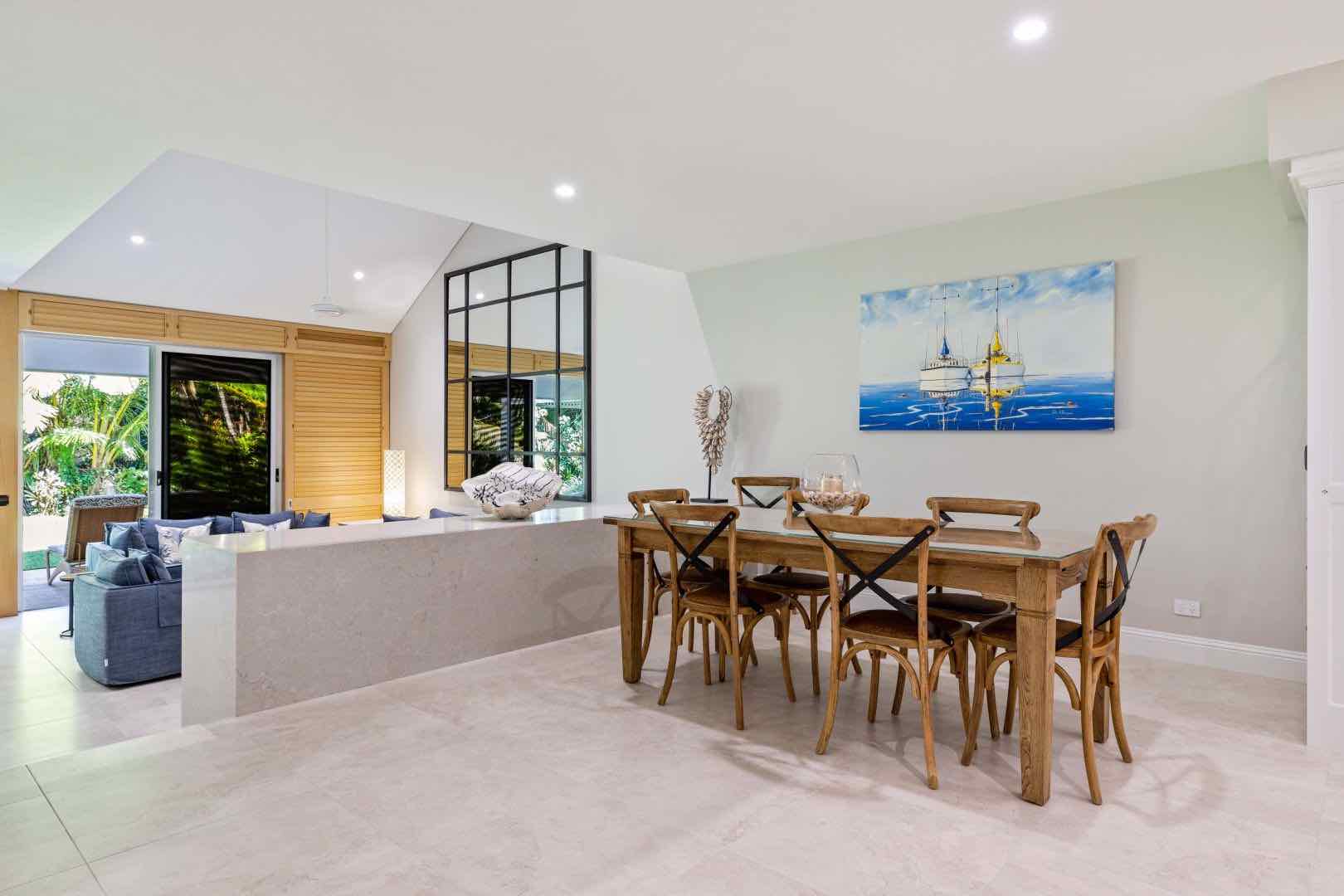 021 Executive Retreats Private Executive Villa Port Douglas Dining