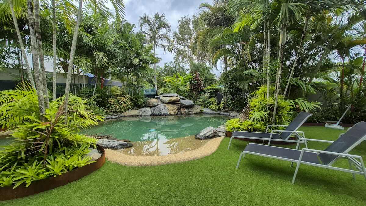 Executive Retreats Port Douglas Saltwater Pool Feature