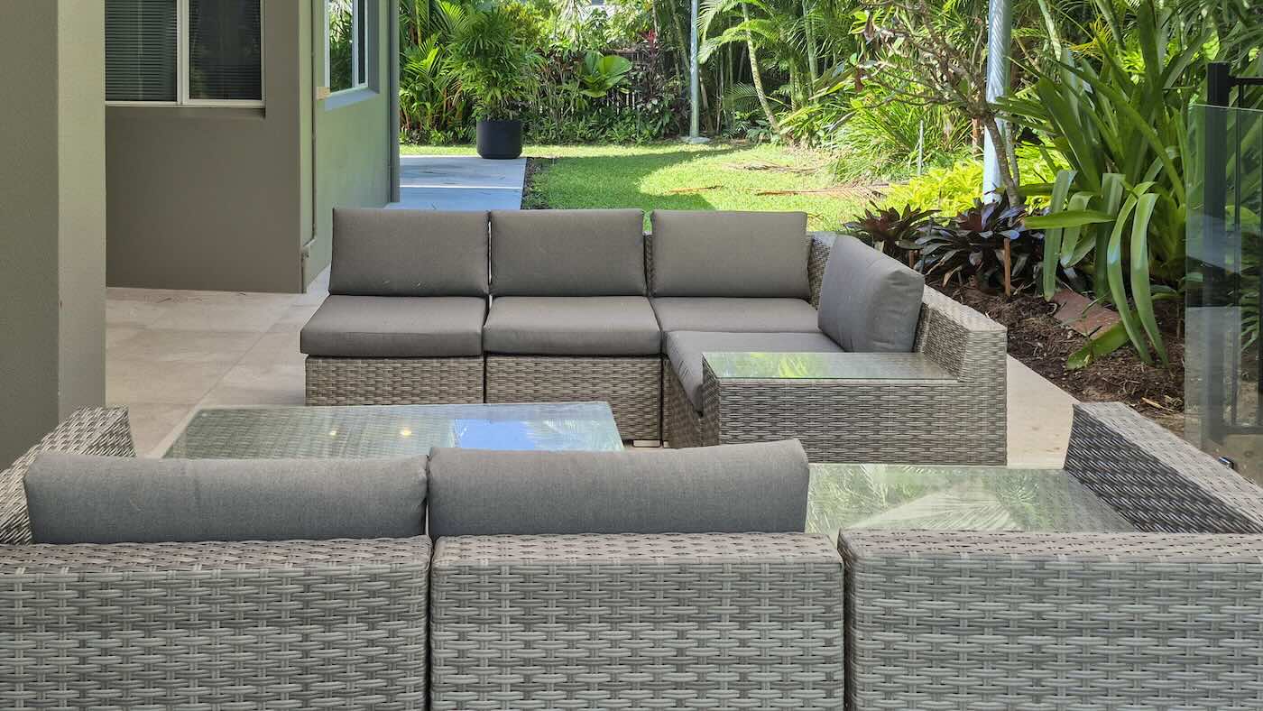 Executive Retreats Port Douglas Sandwater Bbq Lounge