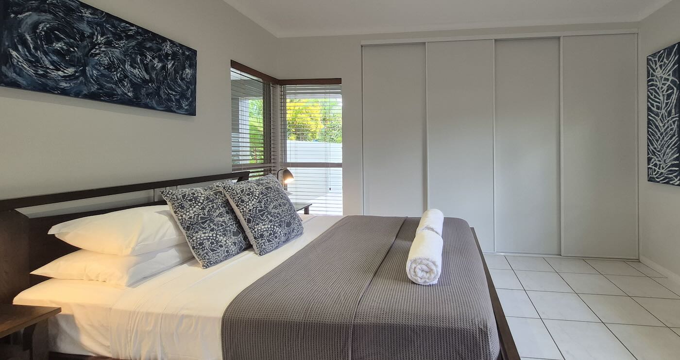 Executive Retreats Port Douglas Sandwater Bedroom 2
