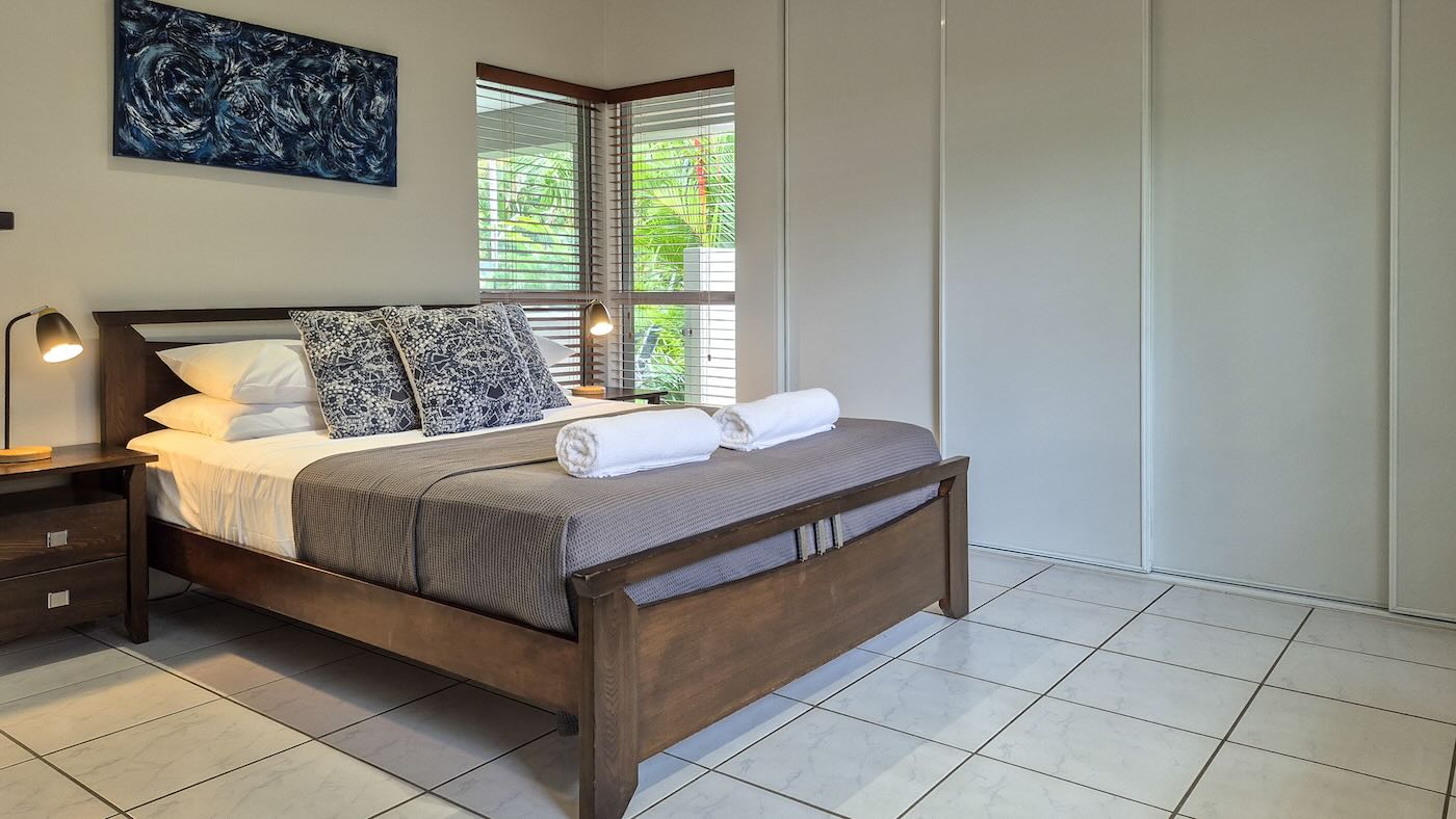 Executive Retreats Port Douglas Sandwater Bedroom