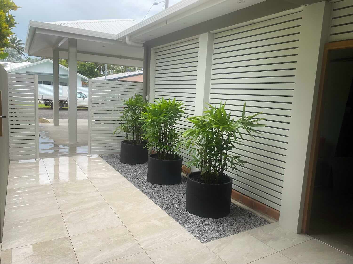 Executive Retreats Port Douglas Sandwater Entrance Day