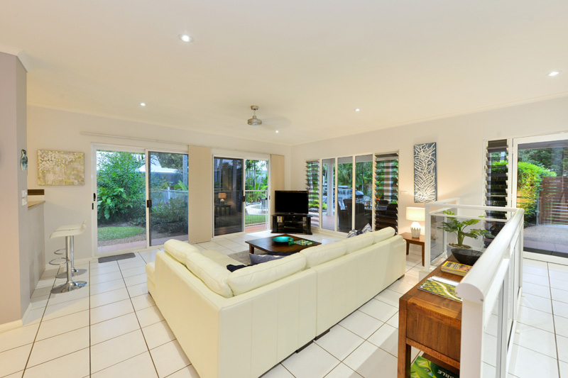 Executive Retreats Port Douglas Sandwater Living Outdoor
