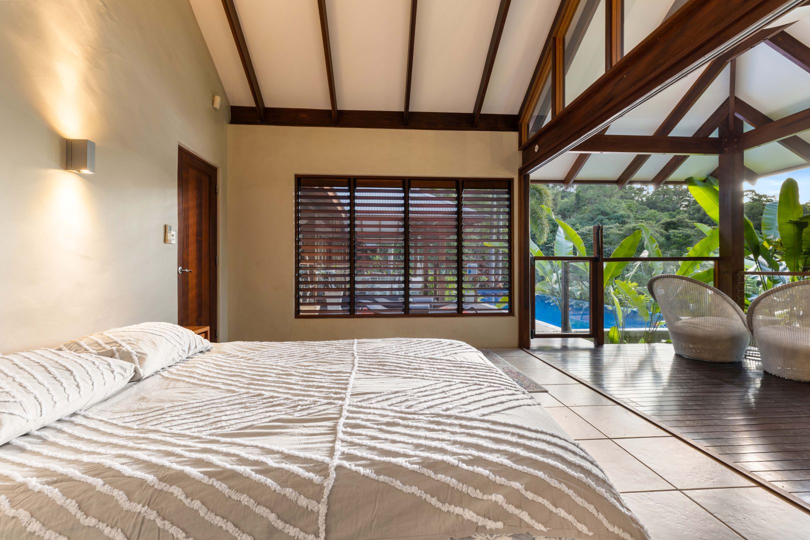 005 Executiveretreats Shambhala Bedroom