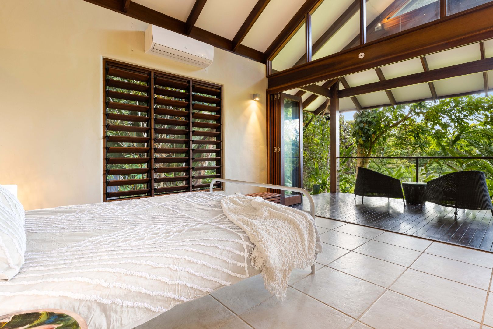008 Executiveretreats Shambhala Bedroom 2
