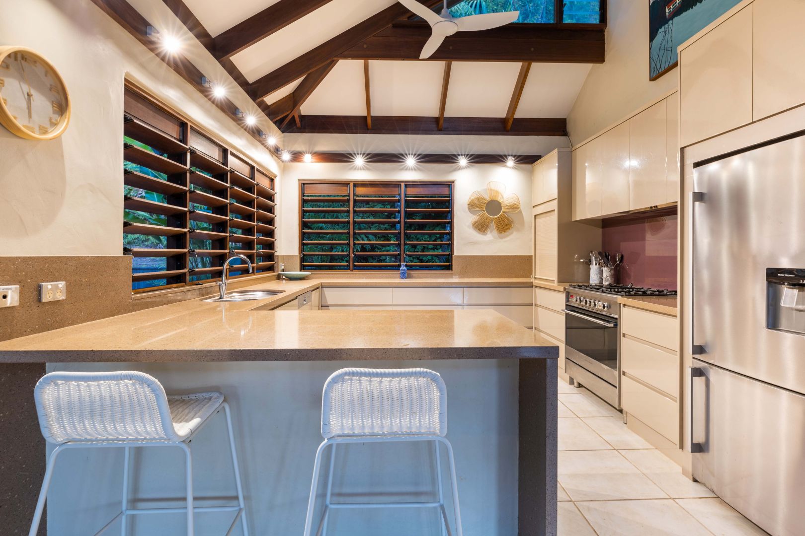 010 Executiveretreats Shambhala Kitchen