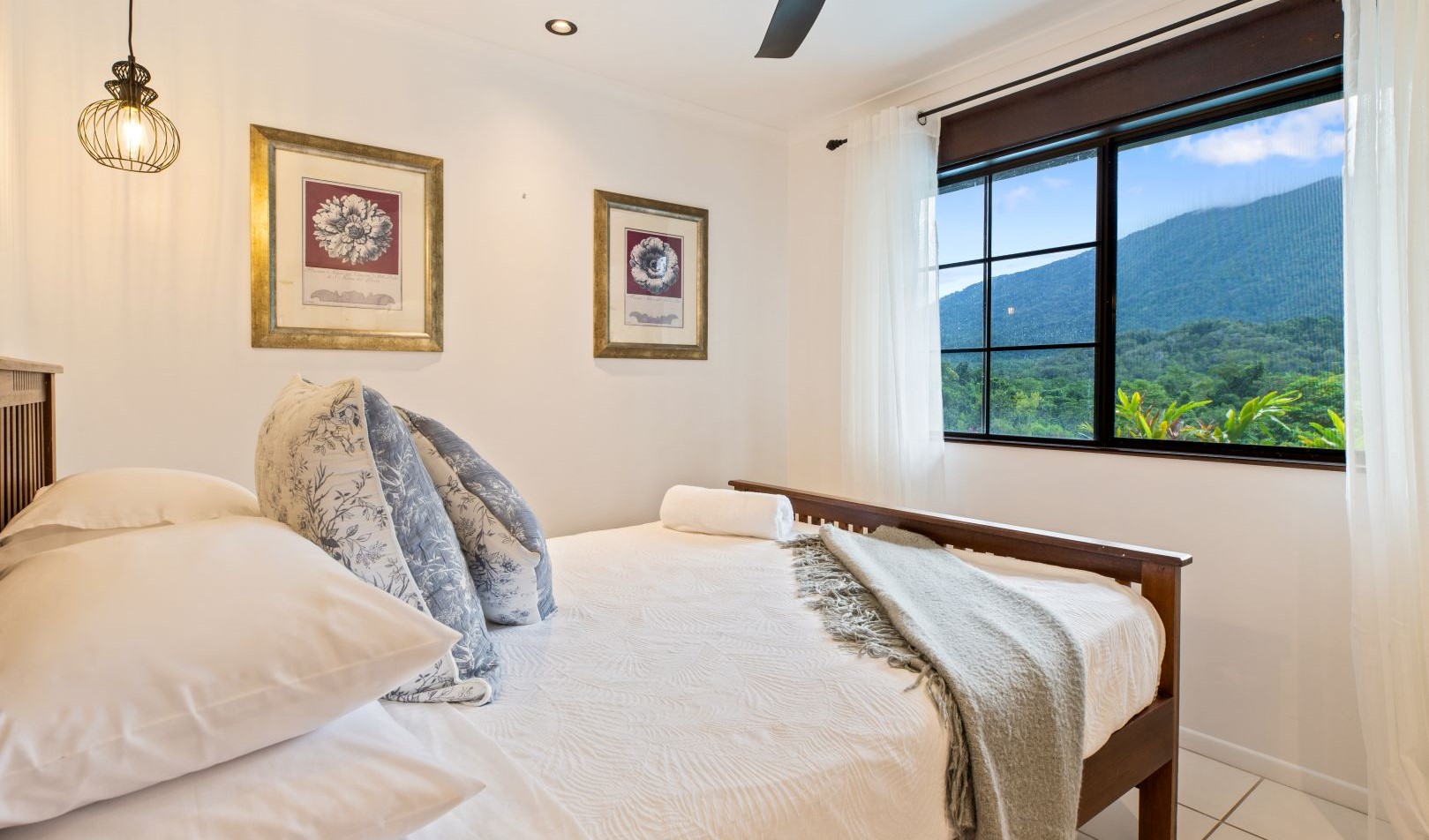 Executive Retreats Shangrila Bedroom 2