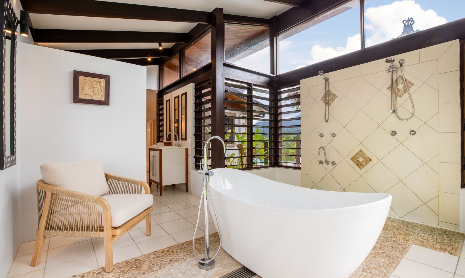 Executive Retreats Shangrila Ensuite