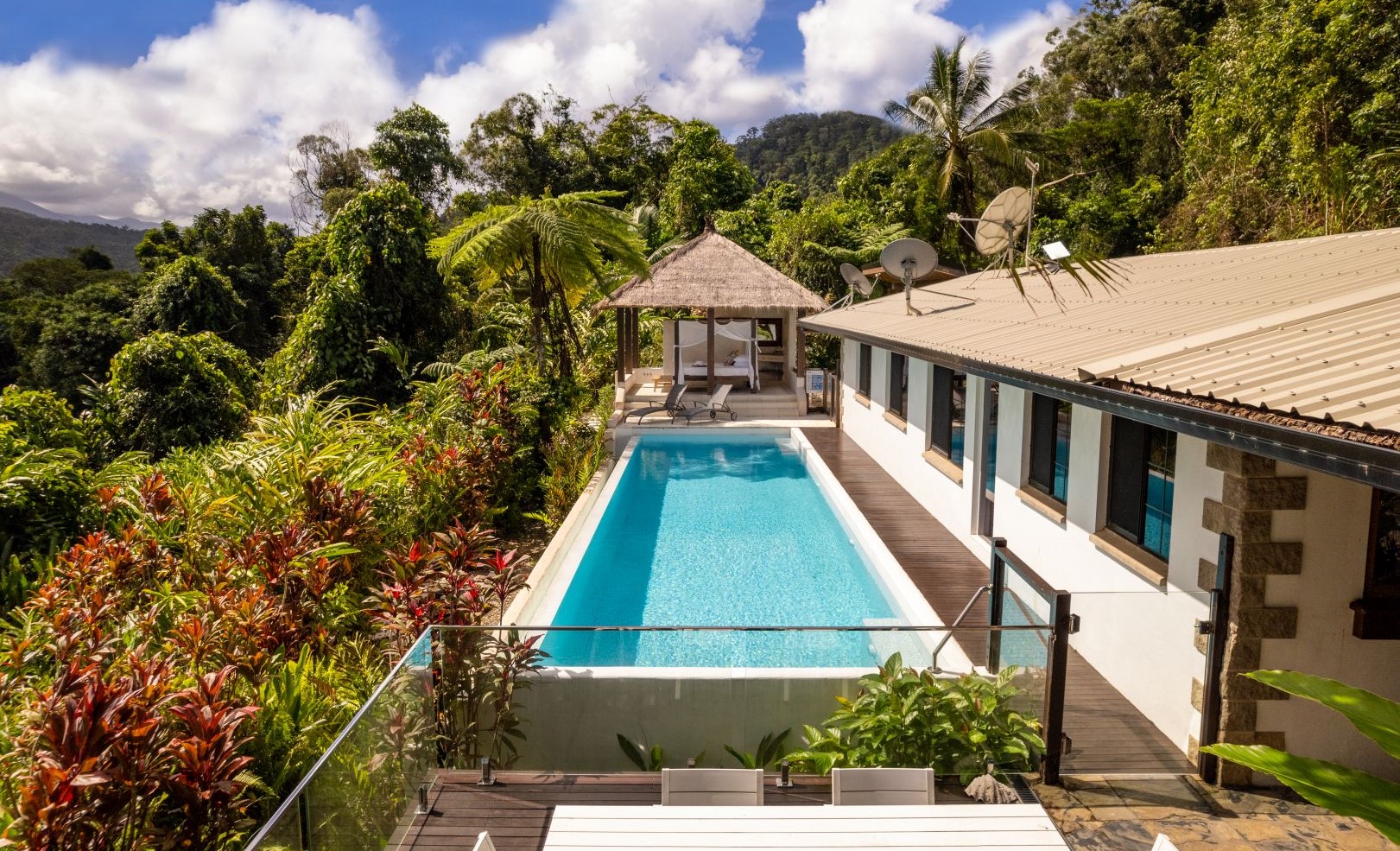 Executive Retreats Shangrila Pool 2