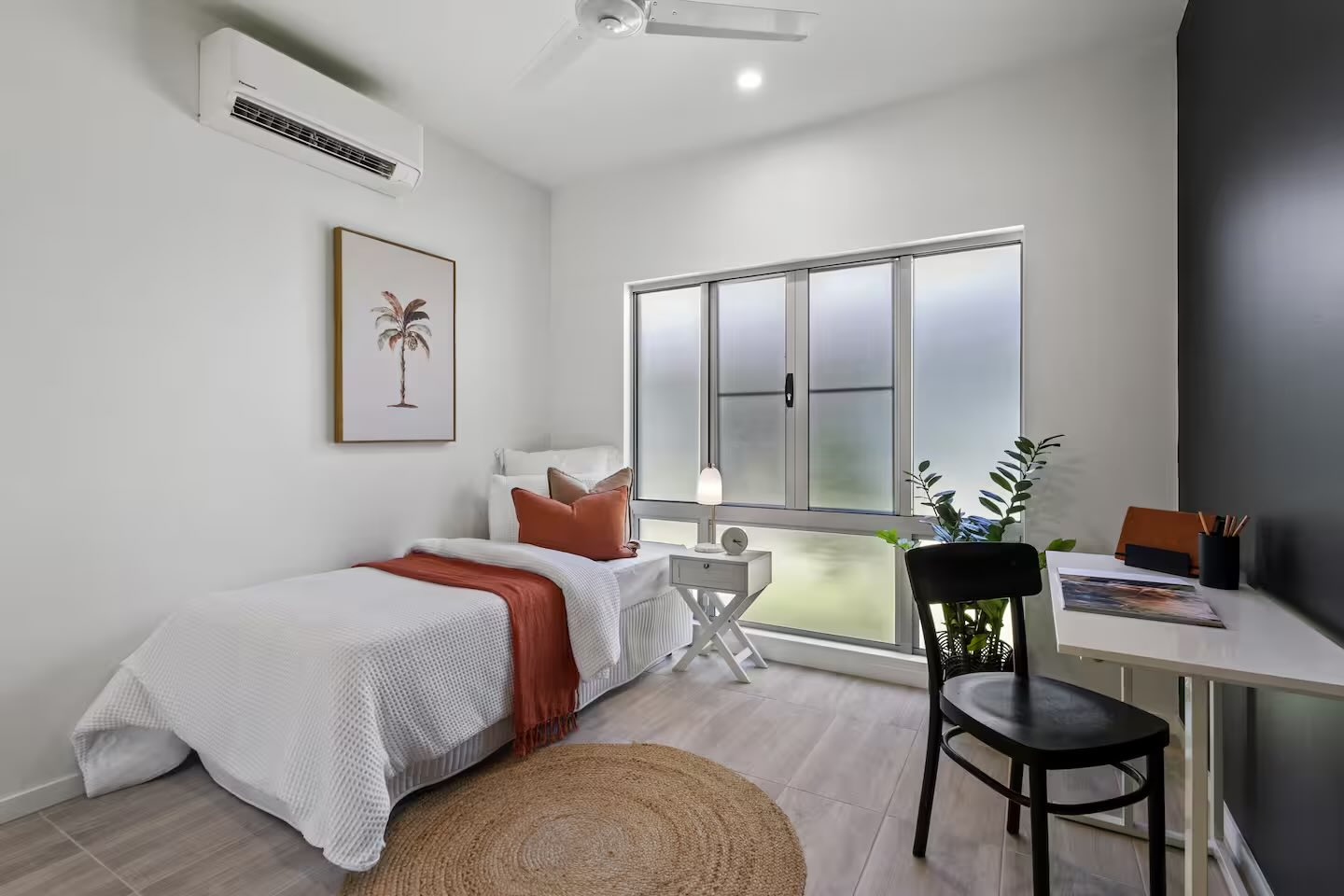 Executive Retreats Villa 2 St Crispins Bedroom 6.
