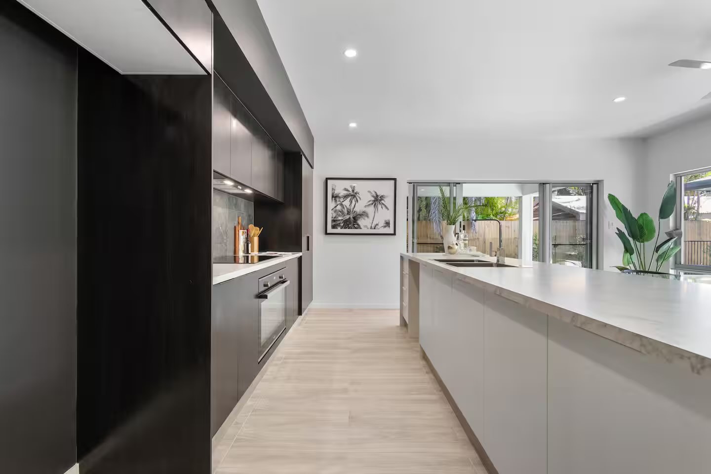Executive Retreats Villa 2 St Crispins Kitchen 2.