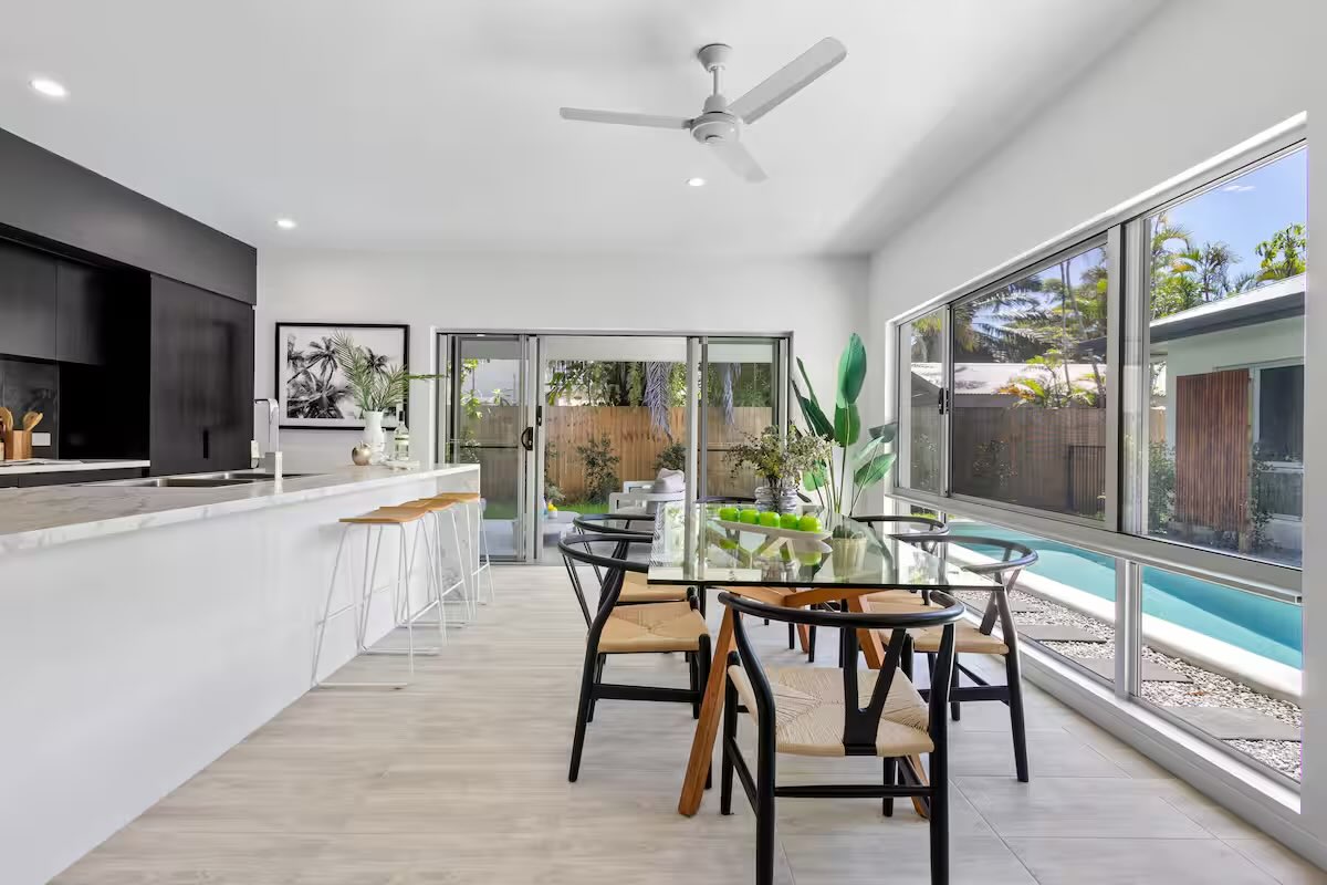 Executive Retreats Villa 2 St Crispins Kitchen.
