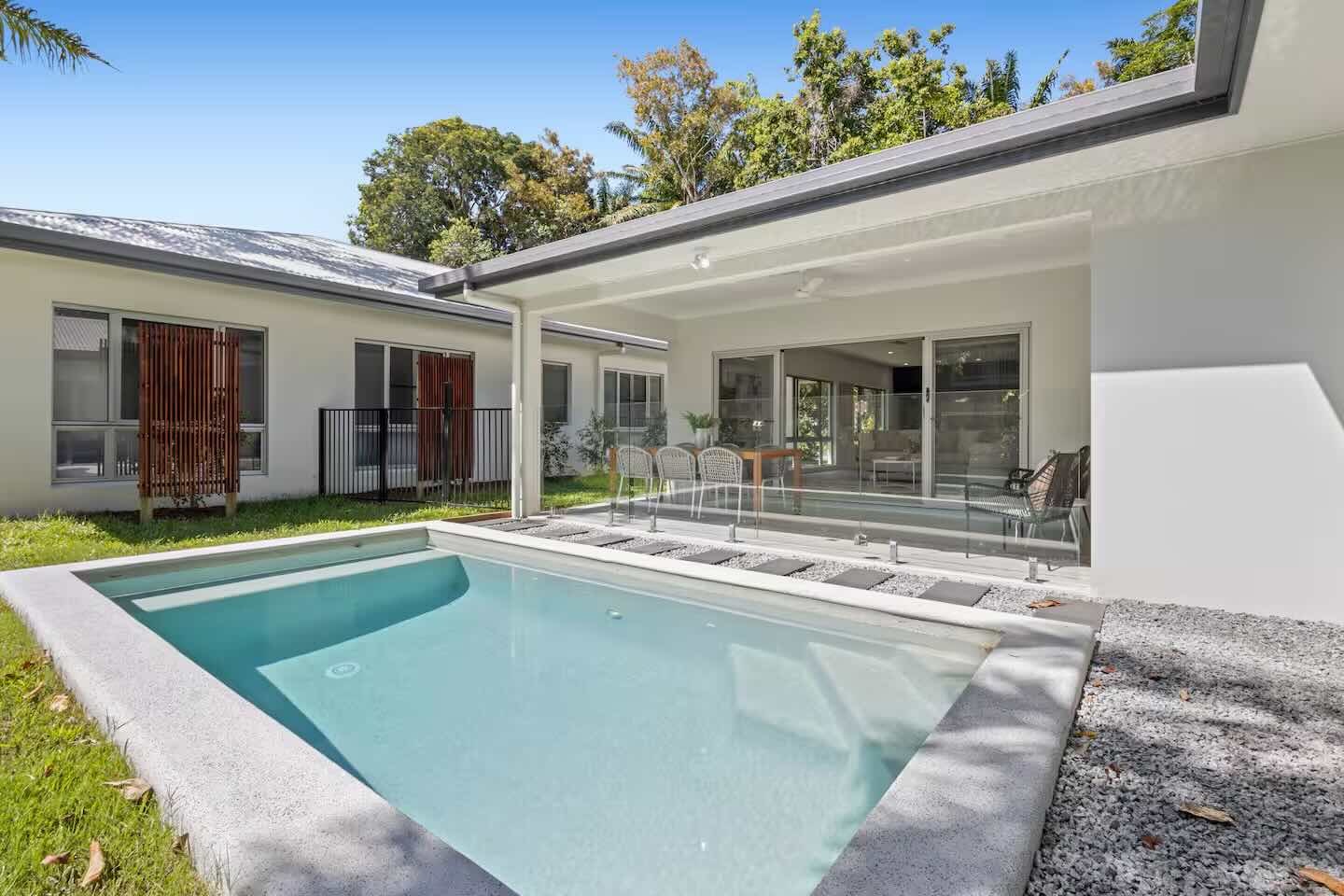 Executive Retreats Villa 3 St Crispins Pool.