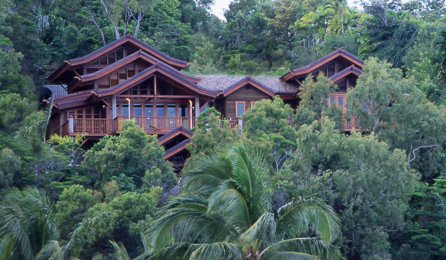 Villa Empat Puluh Dua 001